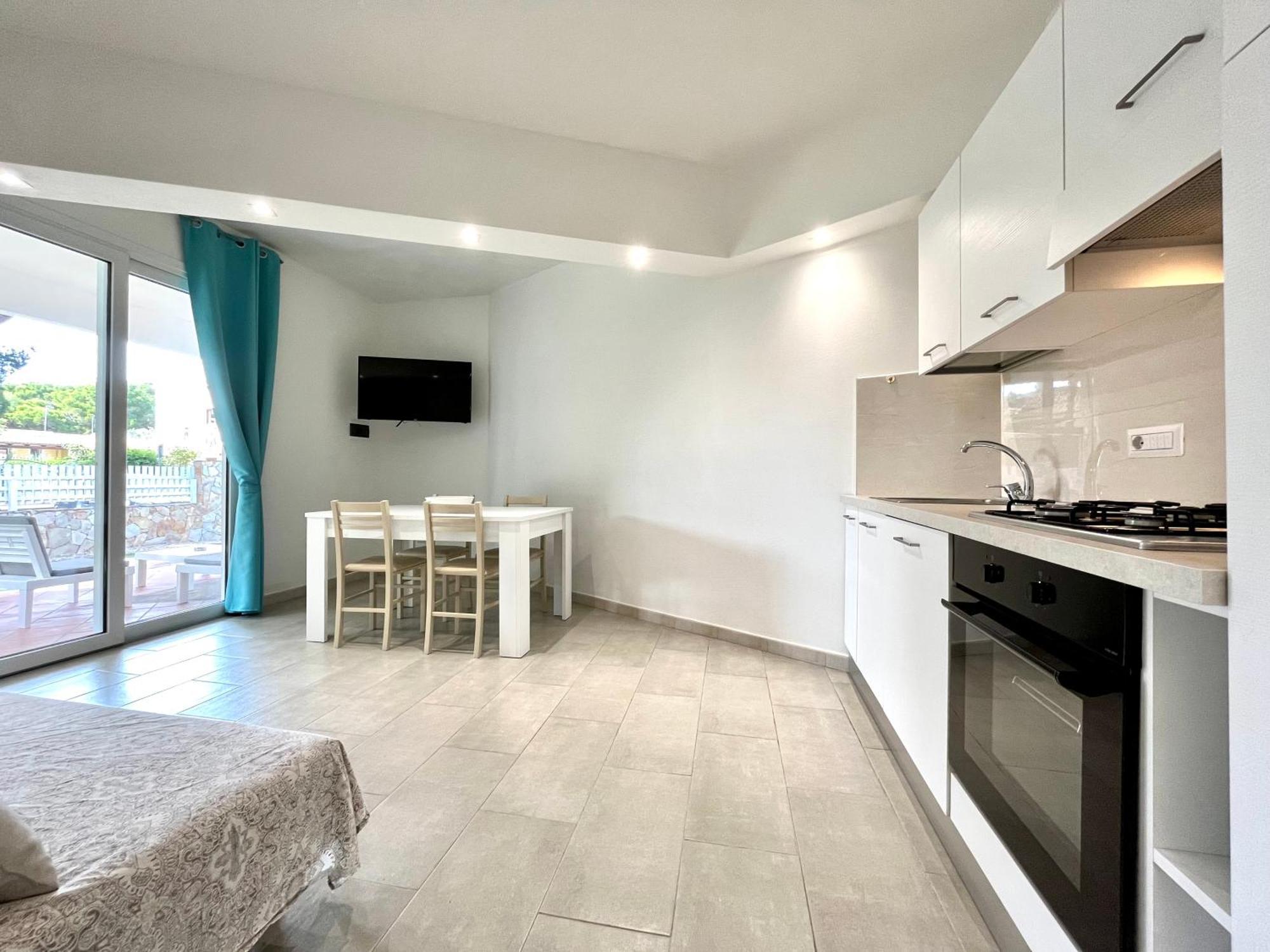 Angolo Mare Apartments & Rooms ปอร์โตปีโน ภายนอก รูปภาพ